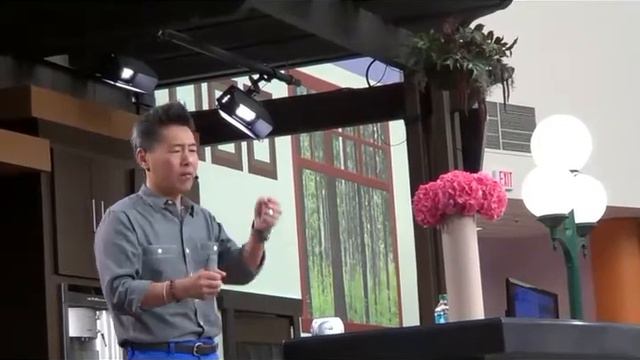 Vern Yip Presentation at Epcot Flower & Garden Festival 3-8-14 смотреть онлайн