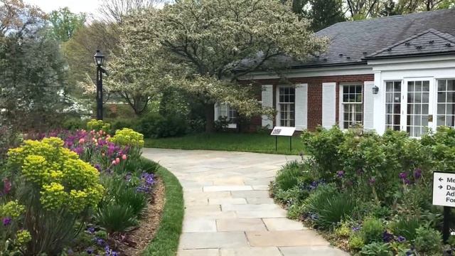 Hillwood Gardens смотреть онлайн