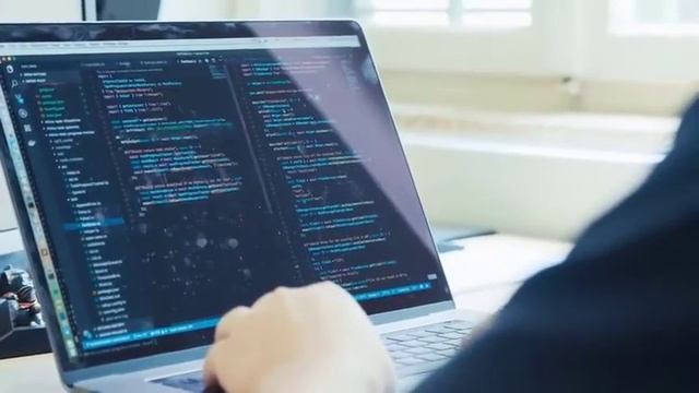 What is Python With Full Information – Hindi Crash Course смотреть онлайн