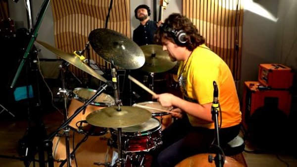 Ilugdin Trio — Беспокойное сердце | Groove Karaoke | Пётр Ившин