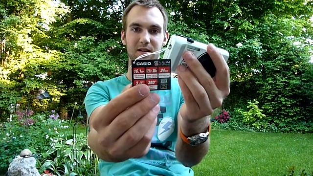 Casio Exilim EX-ZR200 im Unboxing [DE] смотреть онлайн