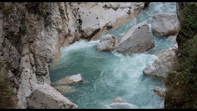 Изумрудные воды реки Урух смотреть онлайн