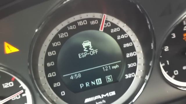 Mercedes Benz C63 AMG - 0-200 km/h in 13,7 Sec - acceleration смотреть онлайн