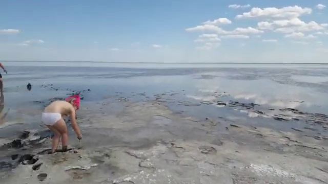 Эбейты часть два смотреть онлайн