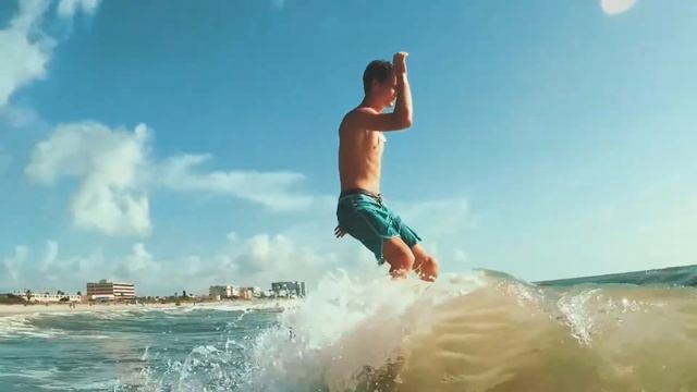 Summer Swells with the Loggers | Surf Sessions смотреть онлайн