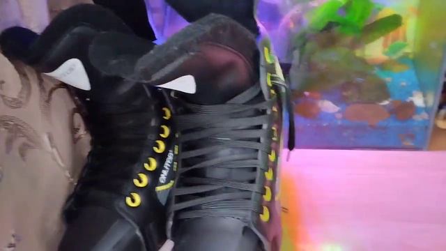 Новые коньки ⛸ купил Хоккейные коньки ⛸ сделал обзор на них, Onlytop Russia! смотреть онлайн