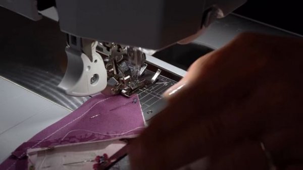 Pint Size Table Runner - May | a Shabby Fabrics Tutorial