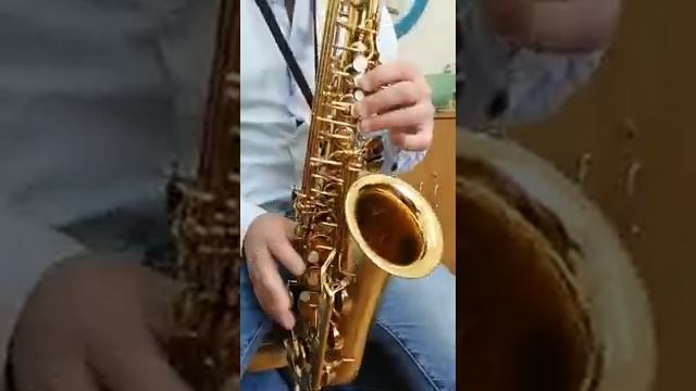 Саксофон альт Yamaha 275 Япония смотреть онлайн