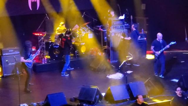 Mr. Bungle - Spruance goes nuts at The Warfield смотреть онлайн
