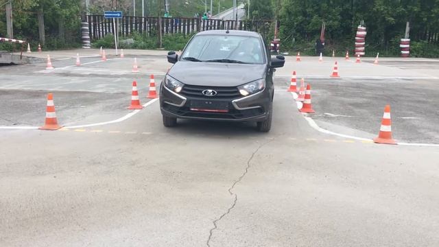 Заезд в гараж задним ходом смотреть онлайн