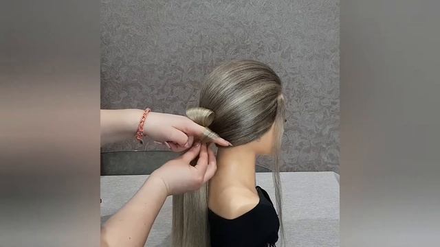 Прически 2021 / НИЗКИЙ ПУЧОК С ЭЛЕМЕНТАМИ БАНТИКА смотреть онлайн