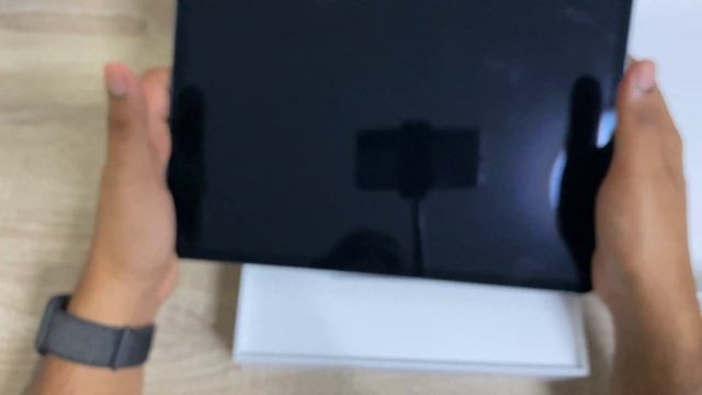 iPad Pro 12.9 inch (2020) & Magic Keyboard Unboxing смотреть онлайн