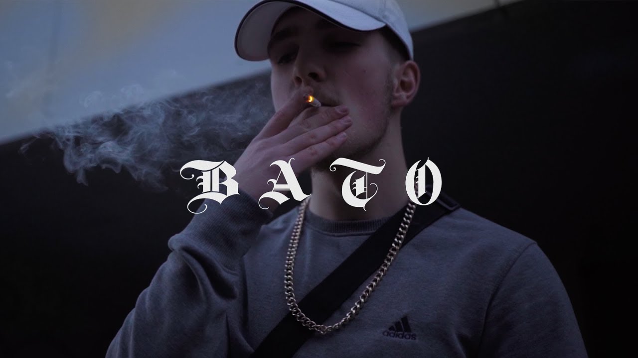 BATO - COACH(Tiles hop) смотреть онлайн