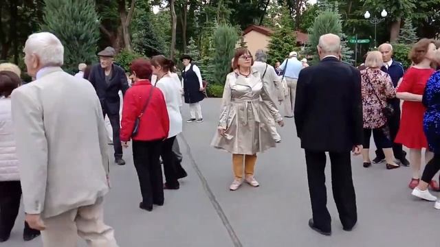 Не отводи любимых глаз смотреть онлайн