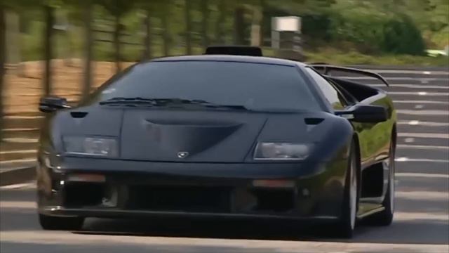 Lamborghini Diablo Drive Test | Martin Brundle's Supercars смотреть онлайн