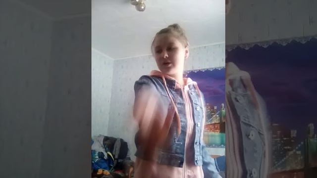 Пою песню ” Луна не знает пути„ смотреть онлайн