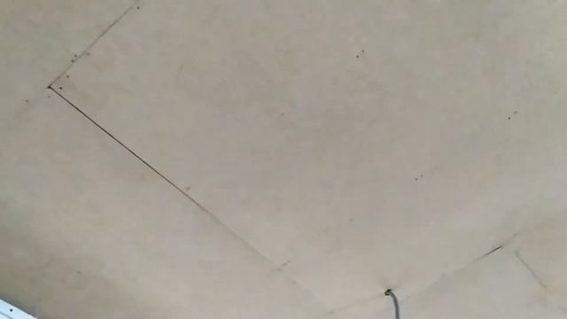 Делаем черновой потолок в доме. Подшивка потолка ДВП смотреть онлайн