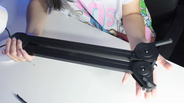 This Microphone Makes Me Look Like a Professional! | FIFINE XLR/USB microphone K688 смотреть онлайн