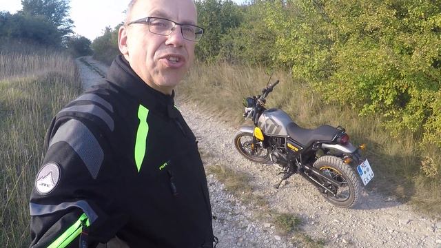 Royal Enfield Himalayan SCRAM 411, erster Tag im Besitz. Vorher nie gefahren ! Erste Eindrücke... смотреть онлайн