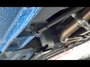 АвтоВАЗ доработал крепление троса ручника на Lada Granta