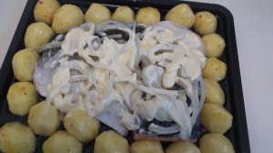 Рыба с картошкой в аэрогриле.