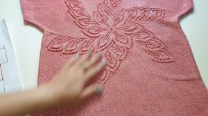 ЛЕТНИЙ ТОП СПИЦАМИ// вязание от центра детали//обзор готовой работы //вязание спицами//