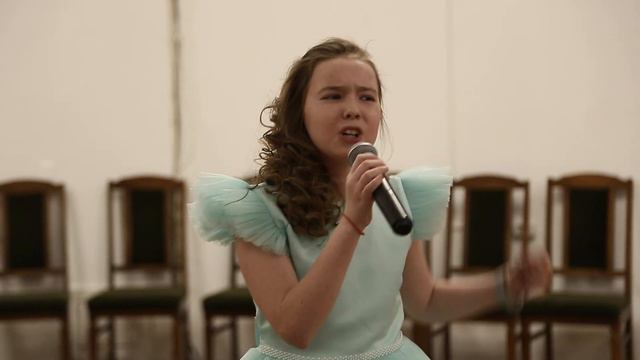 Полина Шаврина ,дебютное выступление в ЦДРИ. смотреть онлайн