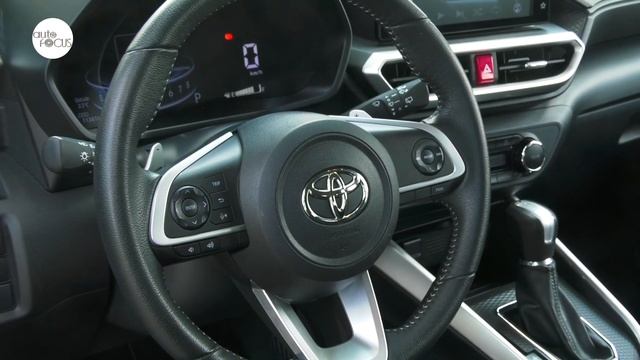 Toyota Raize 1.0 Turbo CVT | Car Review смотреть онлайн