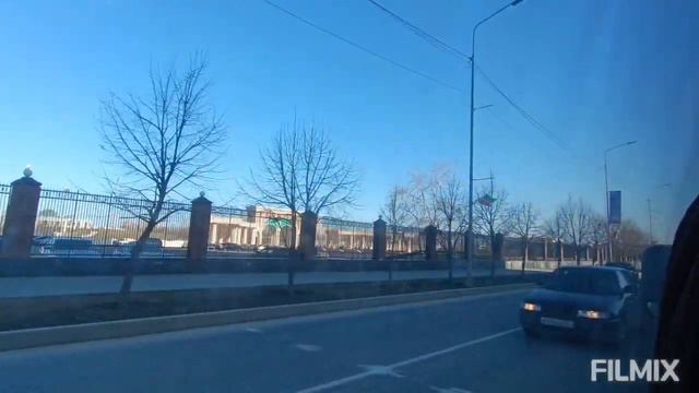 Прогулка по Грозному, от Кабардинской, по Митаева(Первомайской) до МИНУТКИ смотреть онлайн