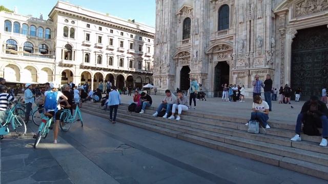 Италия ?? Милан - центр мировой моды? #italy #milano смотреть онлайн