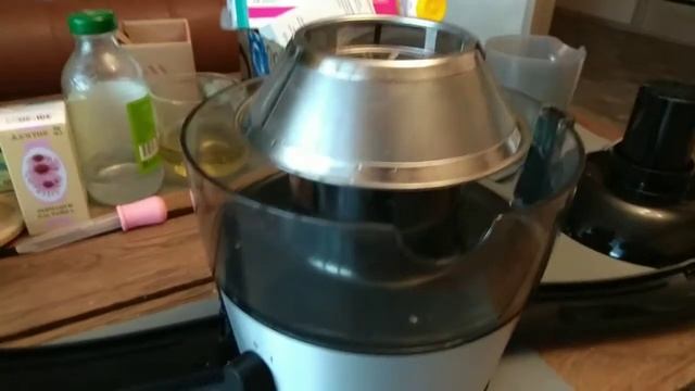 как открыть и разобрать соковыжималку филипс - Phillips HR1837/00/AJ смотреть онлайн