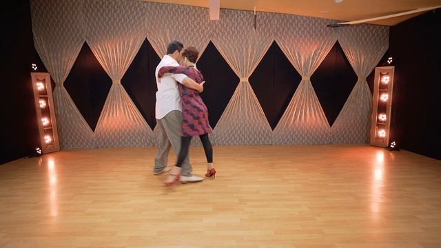 Argentine Tango Volcada (Tips for followers & Leaders) смотреть онлайн