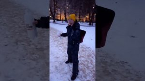 друга вырвало