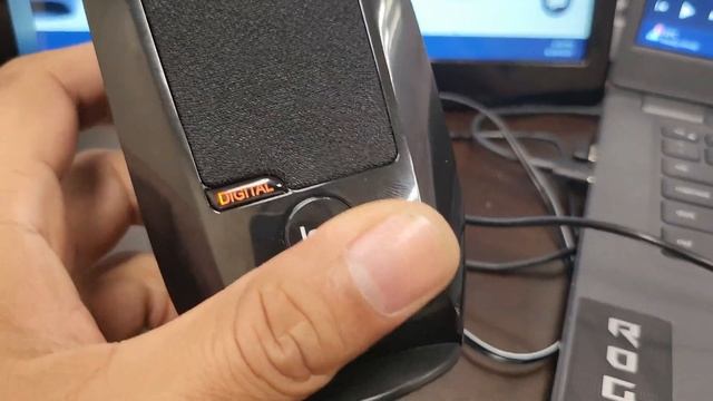 Review USB Speaker Logitech S150. Speaker USB pakai satu kabel je! смотреть онлайн