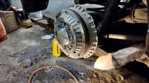 Шевроле Нива - замена задних тормозных колодок