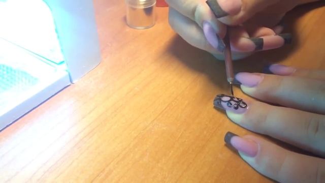 Жидкие камни, дизайн нарощенных ногтей смотреть онлайн