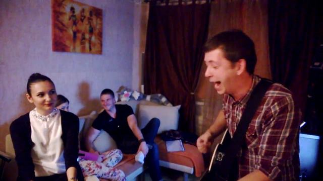 Второй Музыкальный квартирник. Песни Эдуарда Сурового в исполнении Сергея Савельева... 12.10.2013 смотреть онлайн