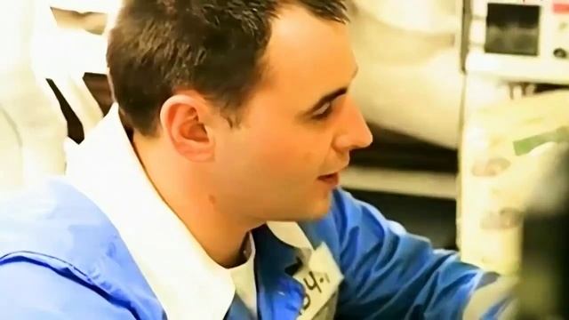 "Осиное гнездо"... автор исполнитель А.Швиденко.mp4 смотреть онлайн