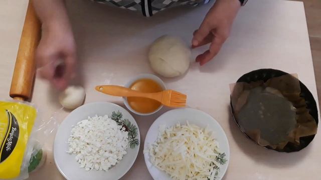 Два пирога с творогом и сыром смотреть онлайн