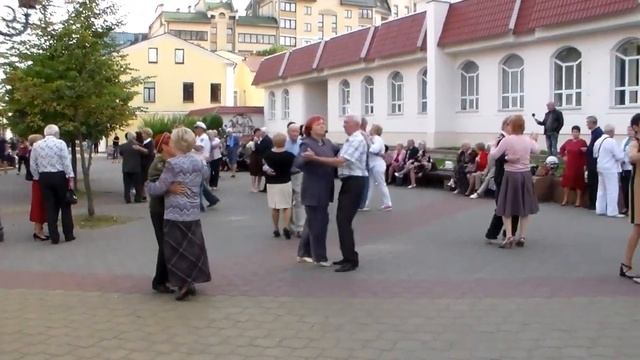 Вдали От Вас! Чудесный Вальс! смотреть онлайн