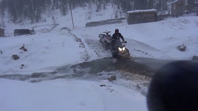Сани для снегохода Фусо Джет
