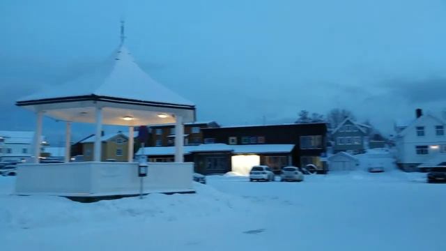 Kabelvåg, Februar, 5 Uhr abends. Кабельвог, центр. Февраль, 5 часов вечера смотреть онлайн