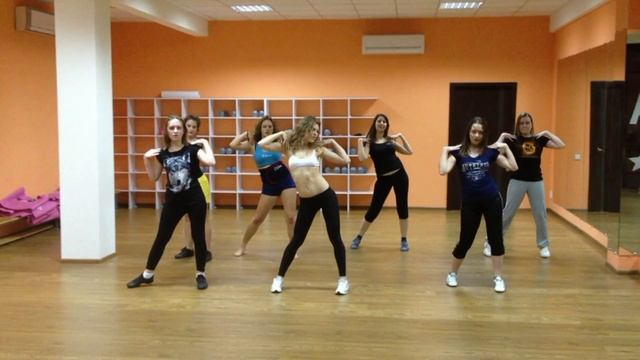 Танцевально-спортивный центр Best star. Aleksa, группа на 18-00 смотреть онлайн