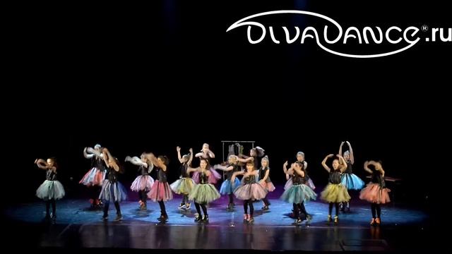 Dolls city dance-mix куклы - кукольный современный танец - исполняют дети школьного возраста смотреть онлайн