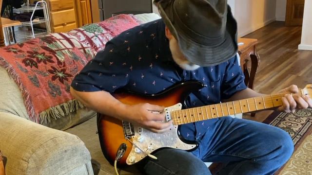 Fender American Standard Stratocaster US Made 1998 смотреть онлайн