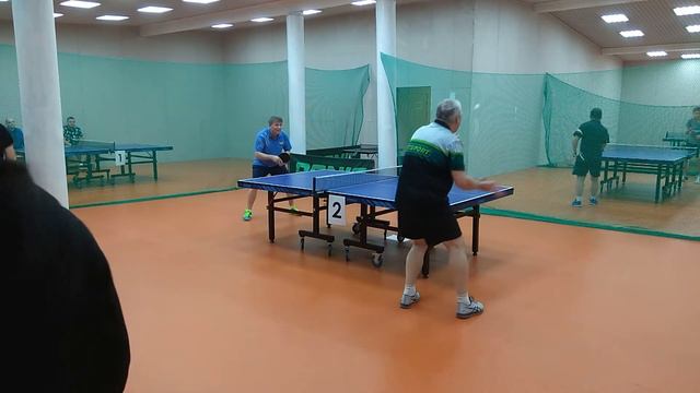 1/4 финала пятисетовый триллер Мошников Б.-Панов А. турнир "дружба районов" 31.10.2021 смотреть онлайн