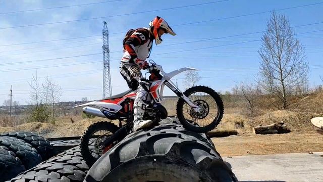 Эндуро Благовещенск. Beta RR300. Первый тест пролога. смотреть онлайн