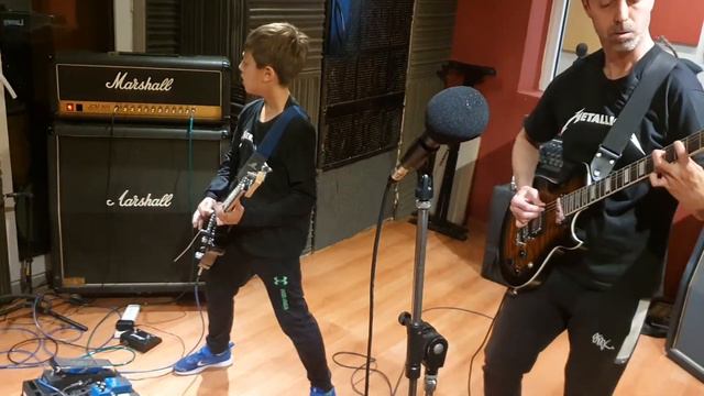 Master of Puppets - Metallica - Nico Gubetti - 10 years old - Guitarist - Stranger Things смотреть онлайн