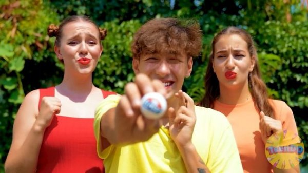 Pink Car vs Black Car Challenge by TeenDO Challenge