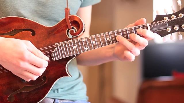 Irish Washerwoman Mandolin Lesson смотреть онлайн